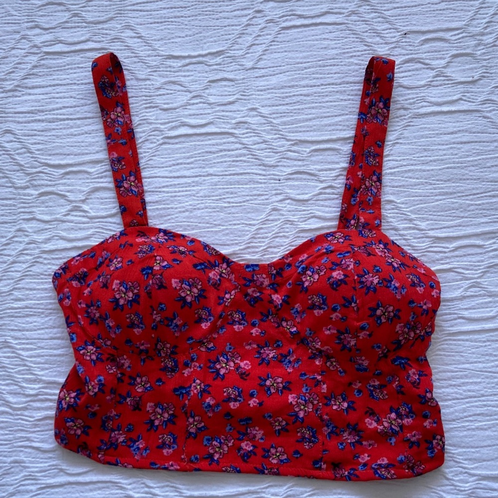 Sold. Band Of Gypsies ❤️Red Floral Crop Top - Picture 1 of 4